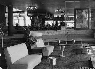 <span style="font-family: Theinhardt, -apple-system, BlinkMacSystemFont, "Segoe UI", Roboto, Oxygen-Sans, Ubuntu, Cantarell, "Helvetica Neue", sans-serif;">The Terrace Theatre, designed by Twin Cities–based firm Liebenberg and Kaplan, incorporated a sunken lounge into its design.</span>