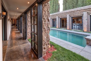 The home, completed in 1926, is an early but important example of Californian design that incorporates indoor/outdoor living.