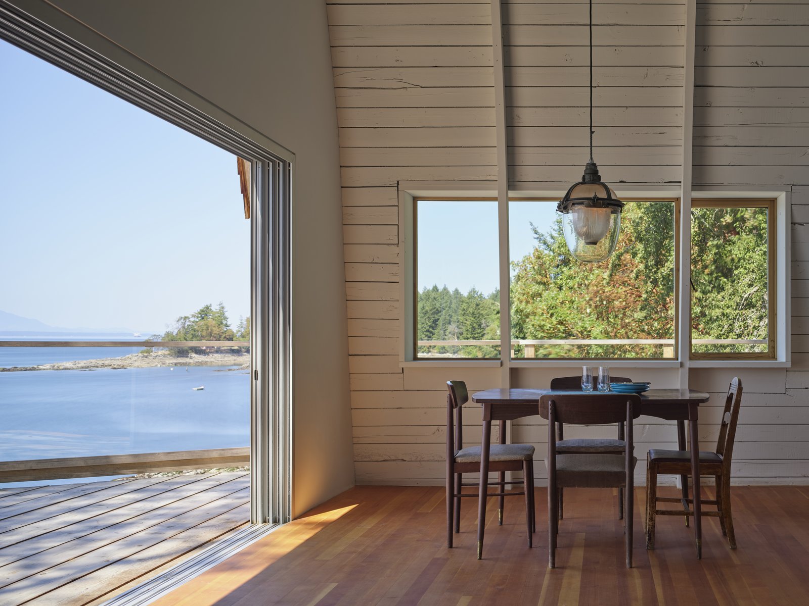 Photo 9 of 12 in We’re Nuts About This Acorn-Shaped Cabin on an Island ...