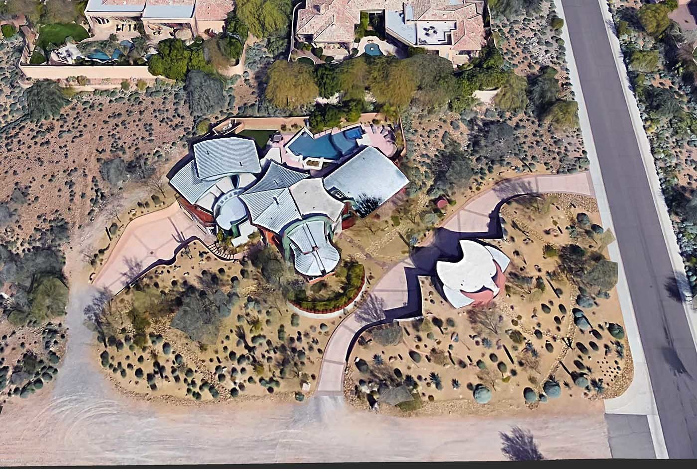 Photo 7 of 13 in Earth-Contact Arizona Desert Home/Office by ...