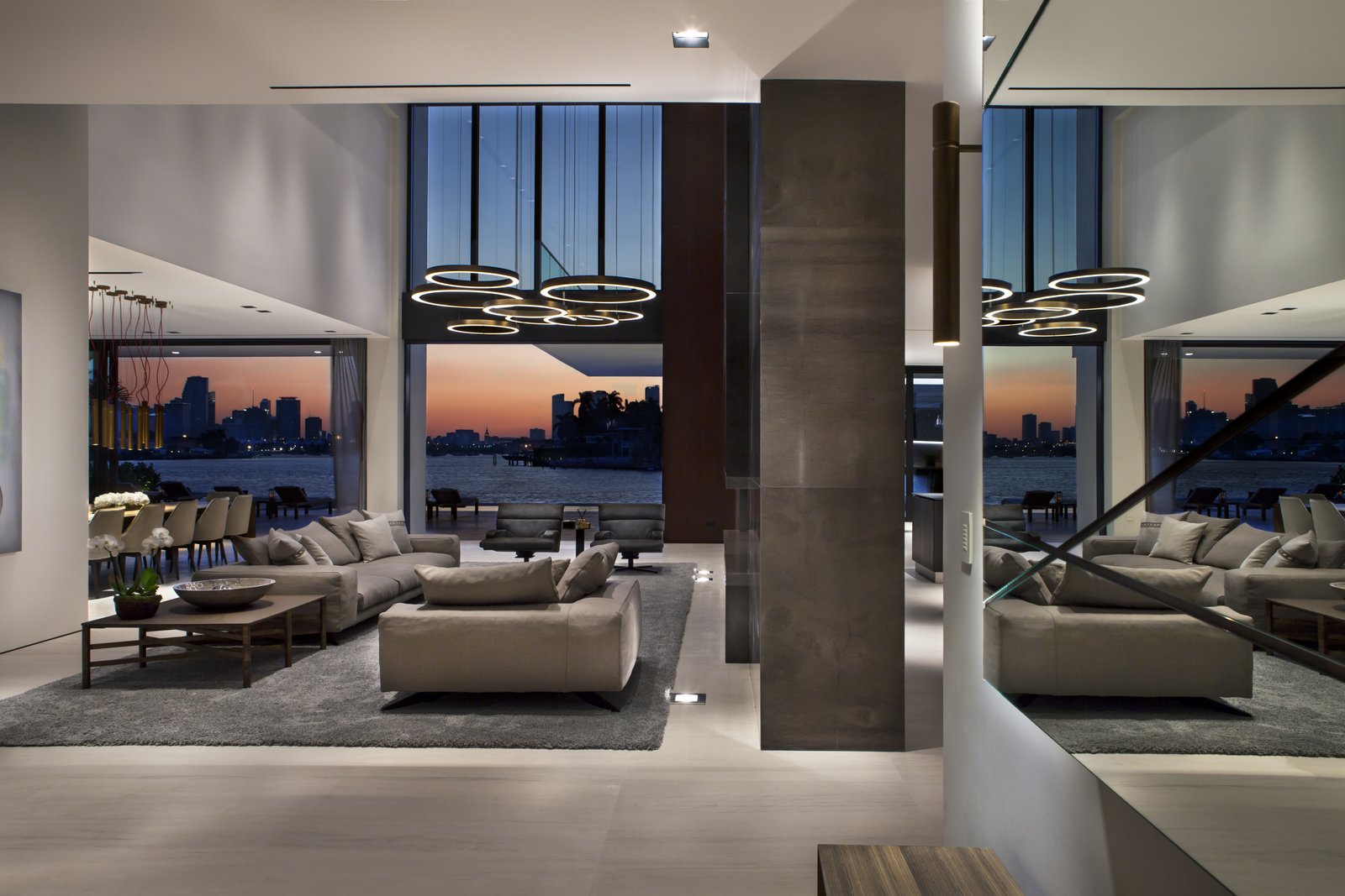 Gold ocean apartment фото. комната в стиле тотал блэк 9квт. отель st. Palm jumeirah luxury villa. массажный салон с панорамными окнами.