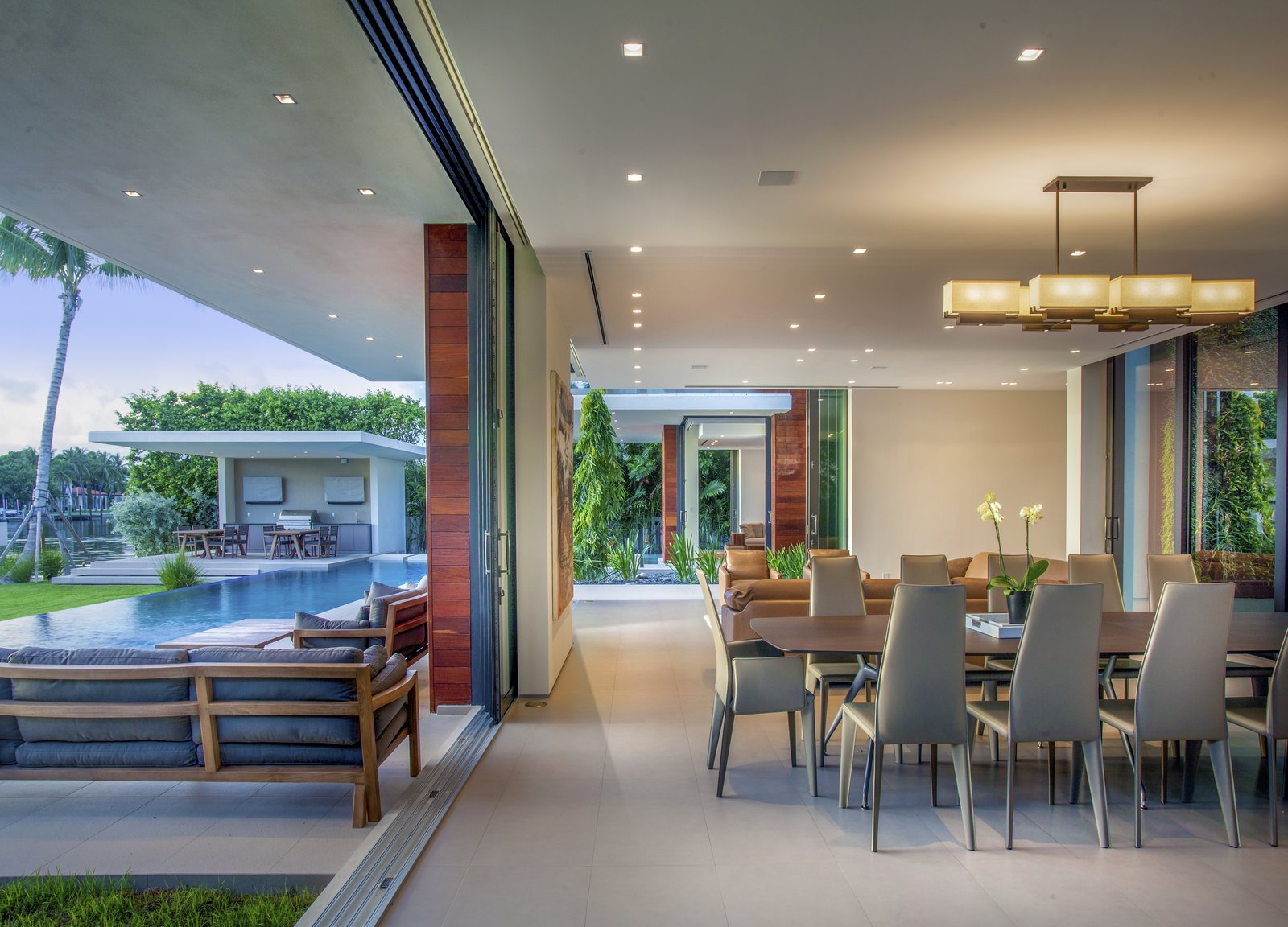 Indoor-outdoor living and dining area