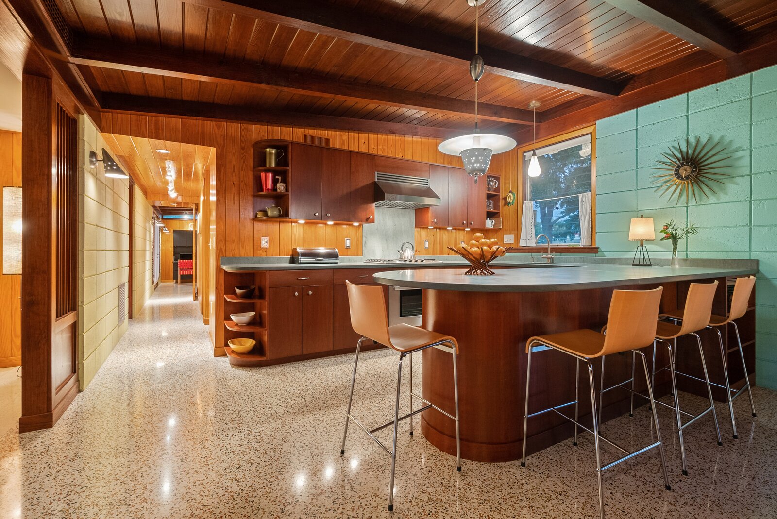 Photo 4 of 9 in Island Mid-century Restoration for Sale by Martie ...
