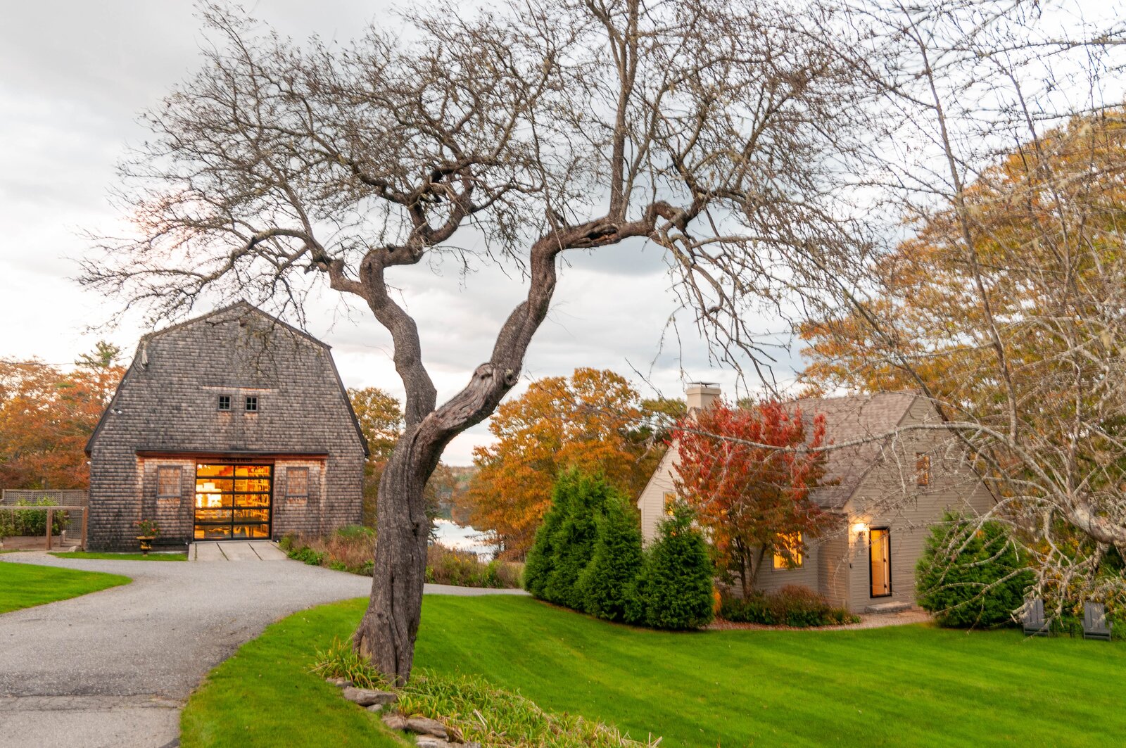 Photo 4 of 53 in Historic Powder Hill Farm by J Schatz - Dwell