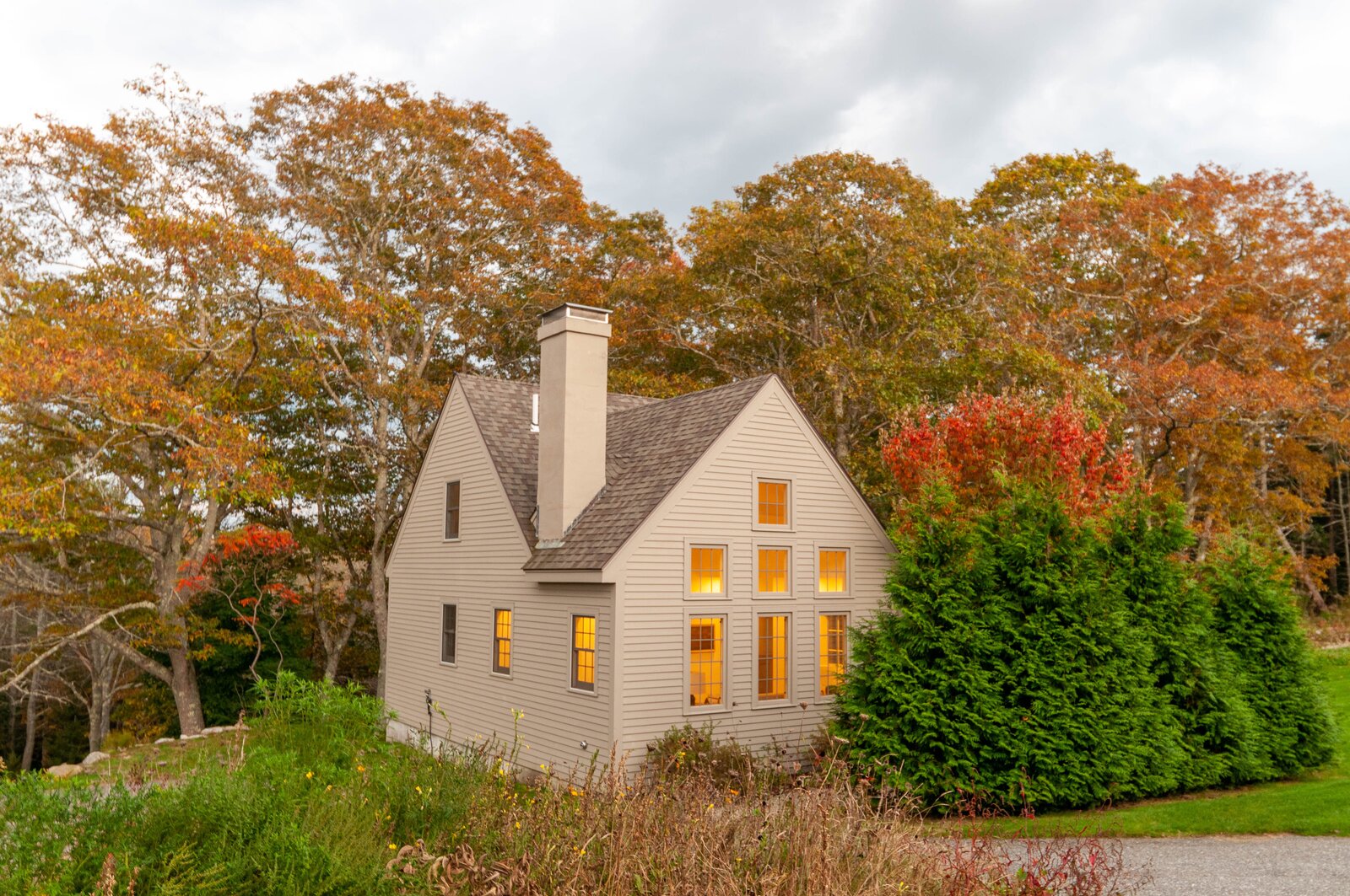Photo 7 of 53 in Historic Powder Hill Farm by J Schatz Dwell