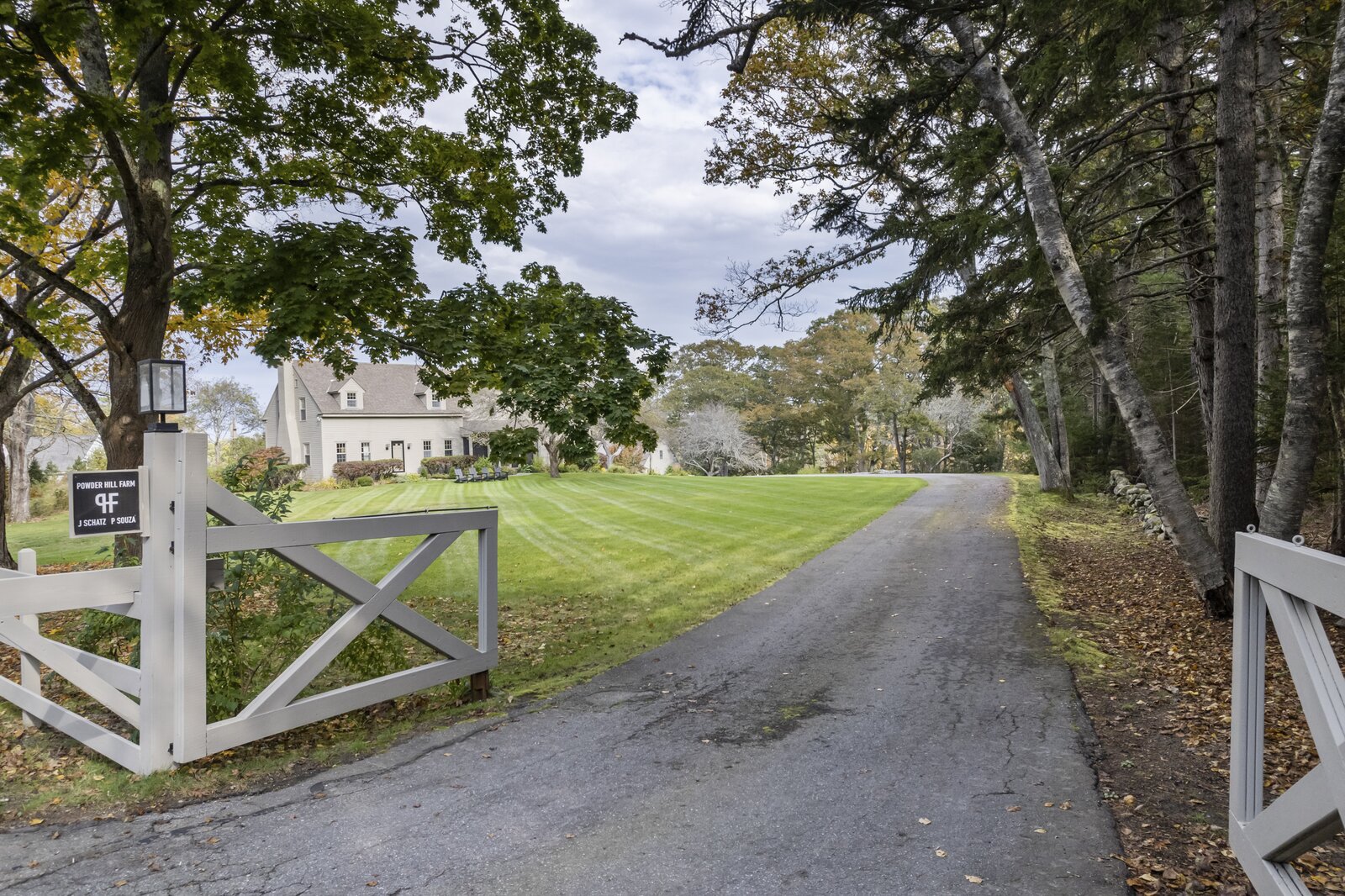 Photo 8 of 53 in Historic Powder Hill Farm by J Schatz - Dwell
