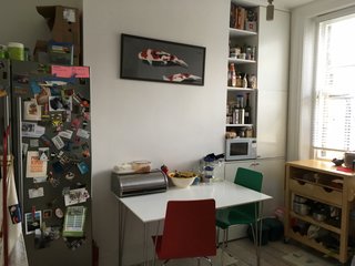 The existing storage in the kitchen was maxed out, and freestanding pieces didn’t utilize the space well.