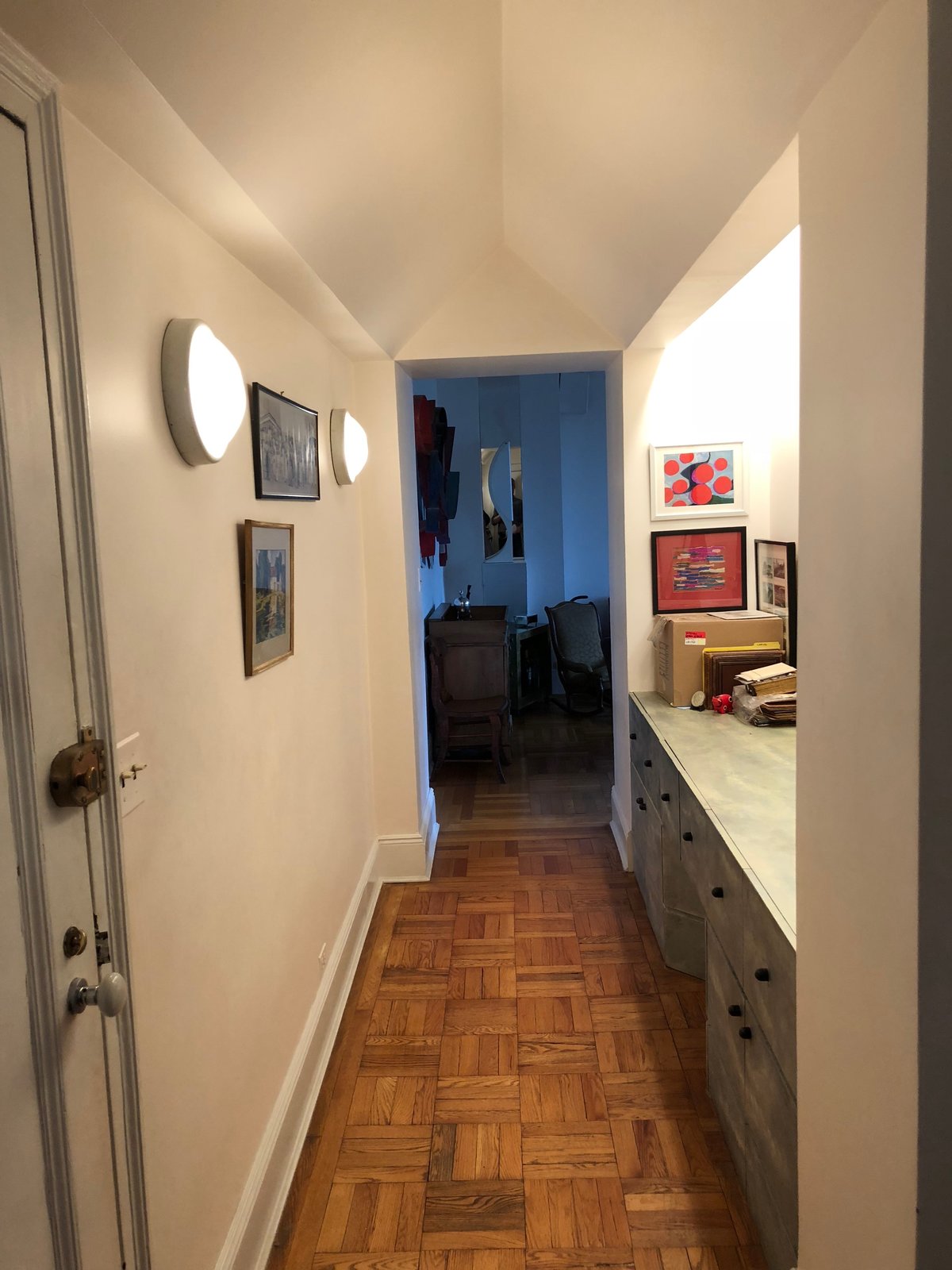 Photo 2 of 24 in Before & After: A Cramped Prewar Apartment in ...