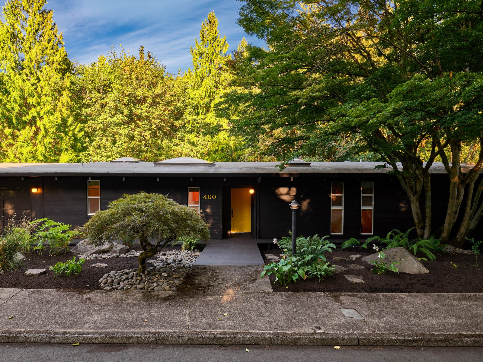 Photo 1 of 15 in A BlackandWhite Midcentury Home in a Lush Oregon