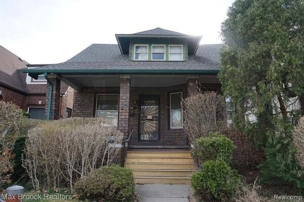 Before: Sidney Migoski and her fiancé bought this 1912 brick bungalow in Detroit, Michigan, in 2019, and gave it a top-to-bottom remodel during the pandemic. 