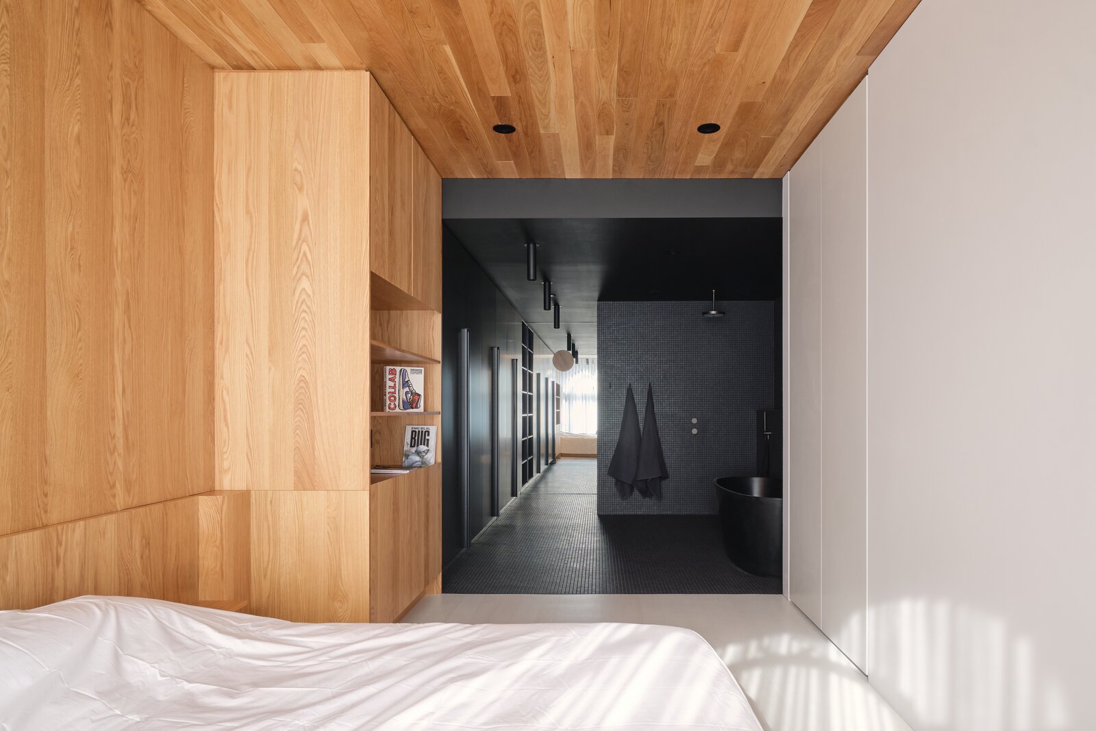 Photo 20 of 24 in Before & After: An Old Montreal Apartment Embraces ...