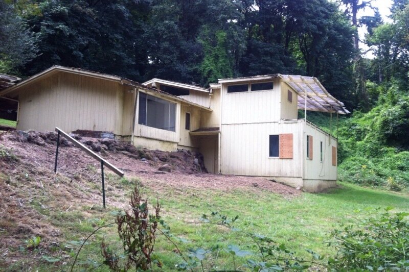 Before: Holly Freres and David Horning, both of JHL Design, bought this 1956 