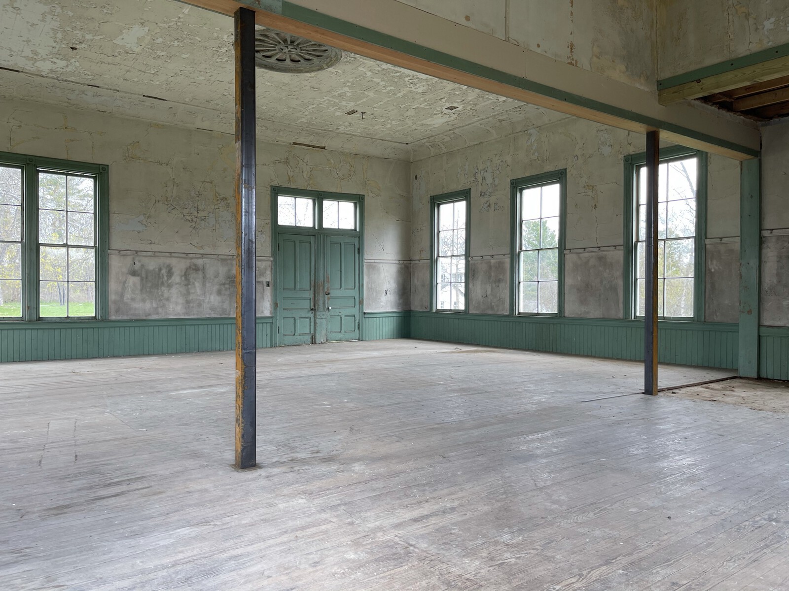 Before: In initial walk-throughs of the building, the tall, double-hung windows always drew remarks. 