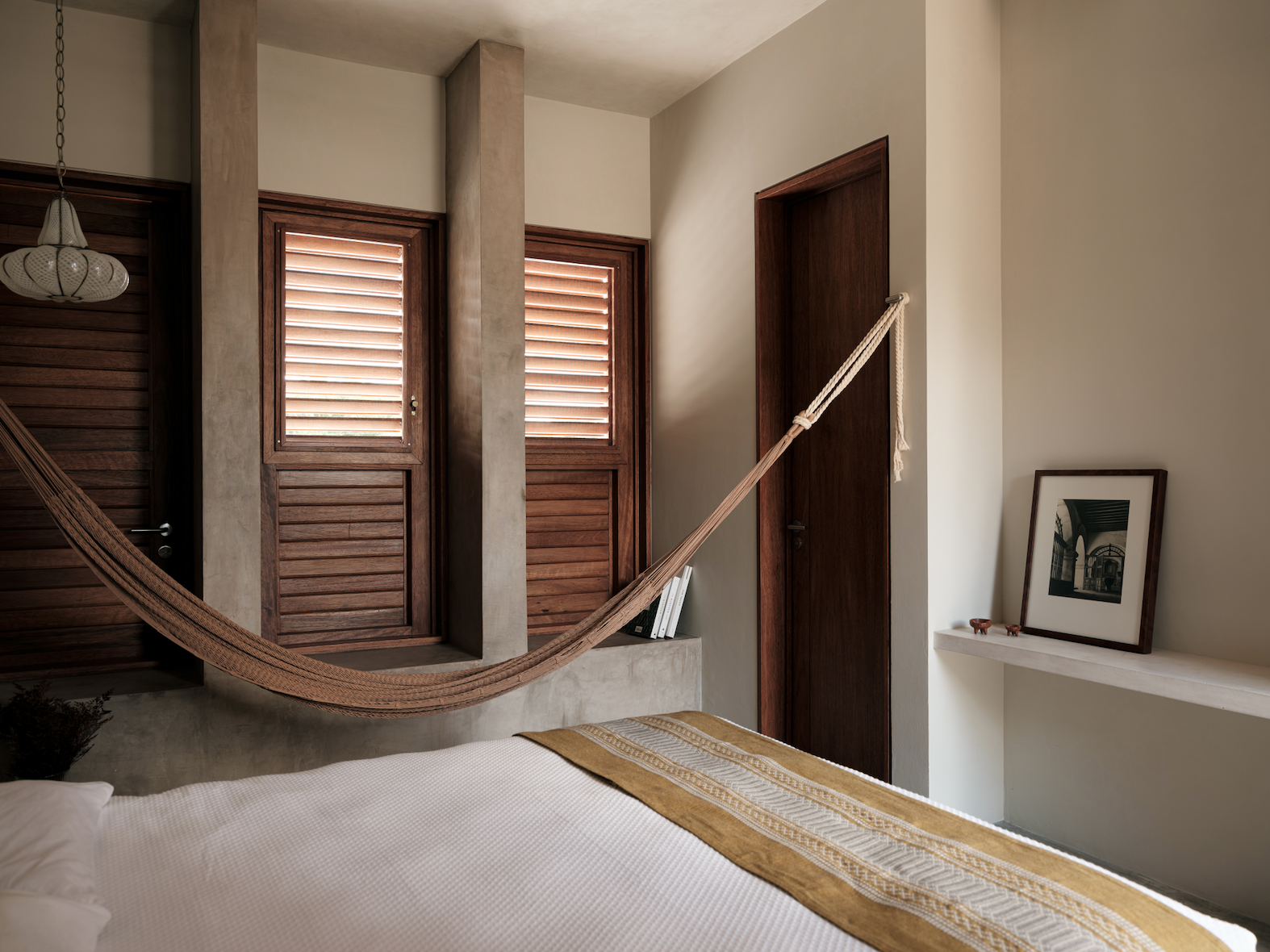 The same finishes were used in the upstairs guest suite for consistency throughout.