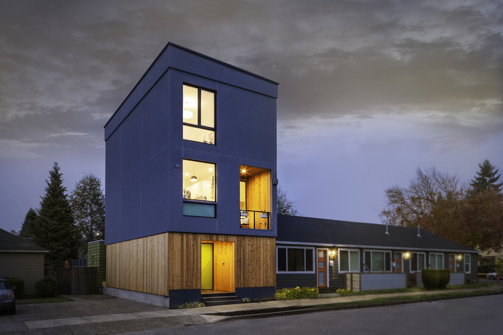 Photo 1 of 13 in Urban Vertical Home by Feldon Design Dwell