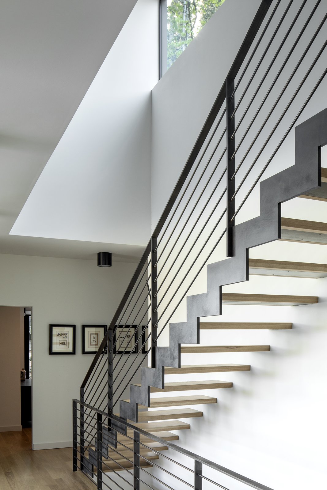 Photo 2 of 6 in Top 5 Homes of the Week With Stellar Staircases - Dwell