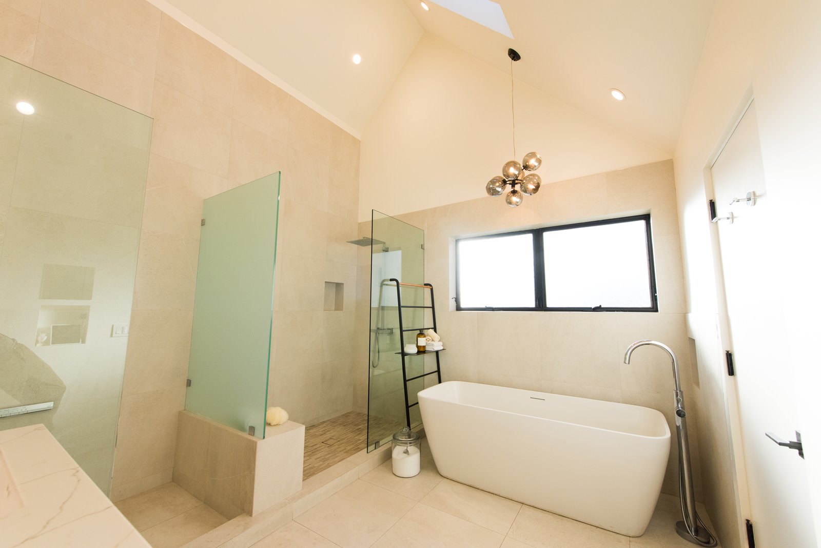 Photo 12 of 13 in Beverly Grove Renovation by