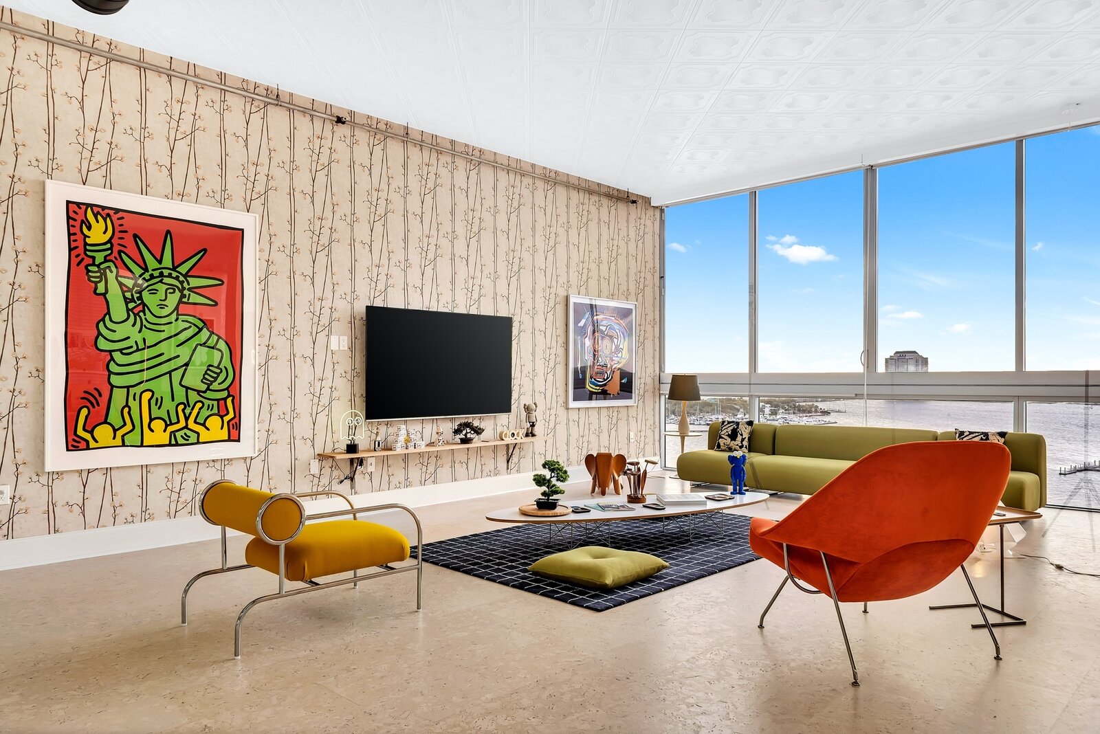 Photo 8 of 12 in An Artist’s Loft in Miami Displays an Eye-Popping ...