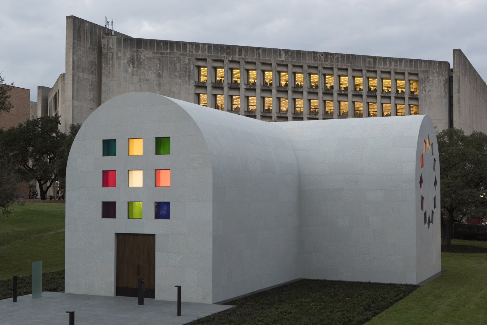 The west façade off Ellsworth Kelly's