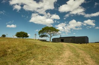 A Connecticut Couple Build an Off-Grid Dream Home in the Prairies of Uruguay