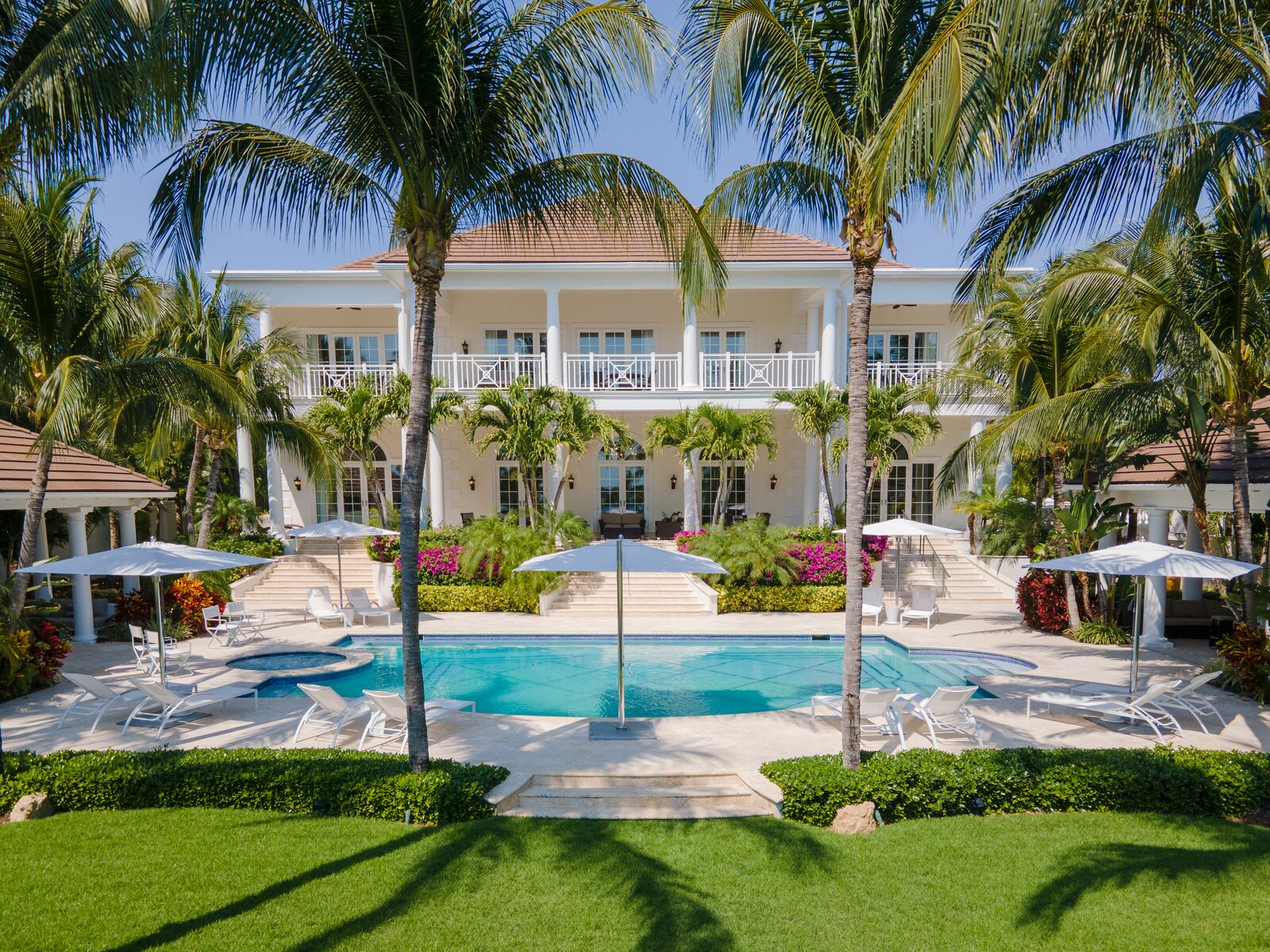 Photo 10 of 12 in Live the Resort Life All the Time With a Sprawling