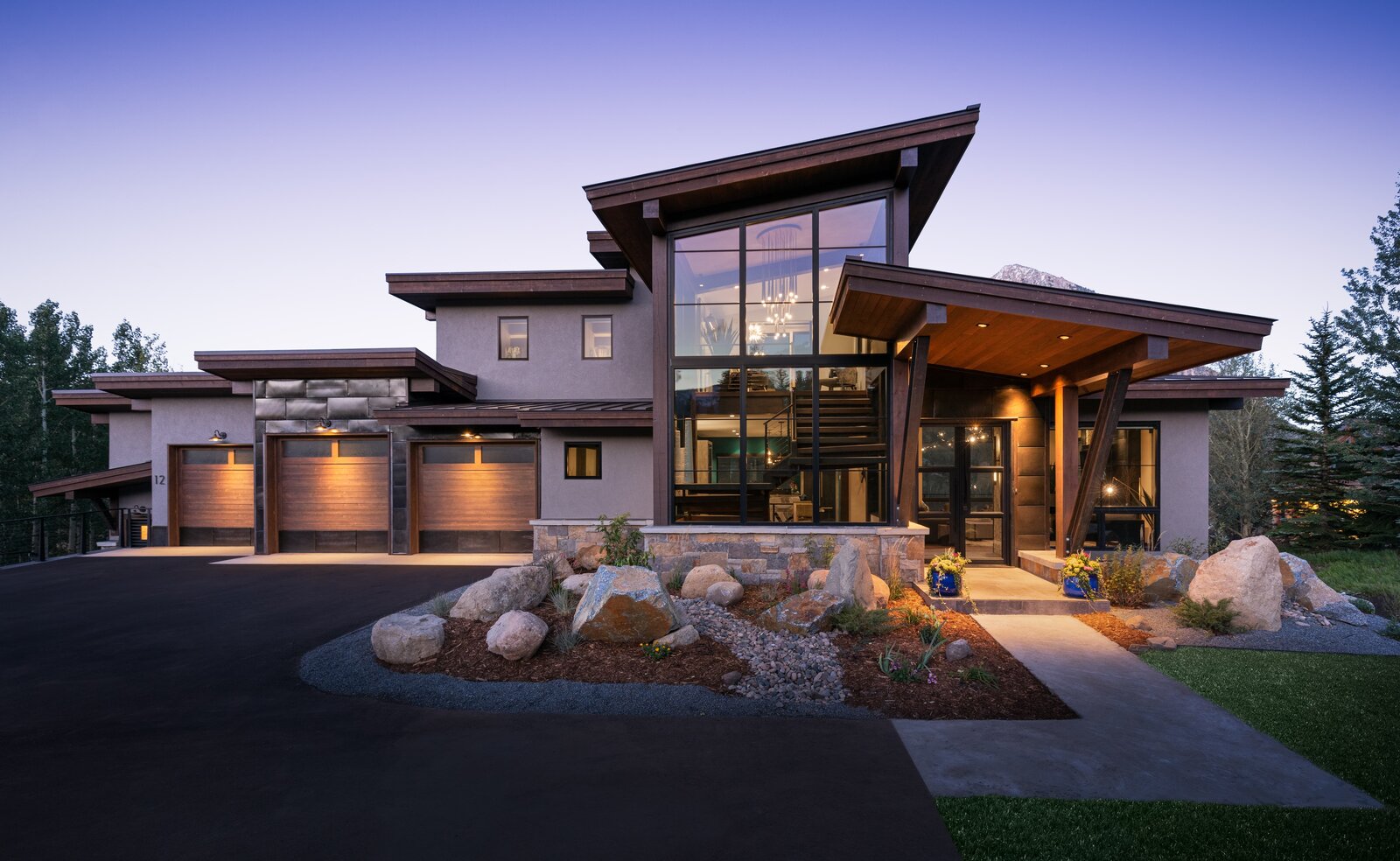 Photo 1 Of 31 In MODERN MOUNTAIN HOME By Timothy Gormley Dwell   Modern Architectural Style With Warm Finishes To Compliment Mountain Setting 