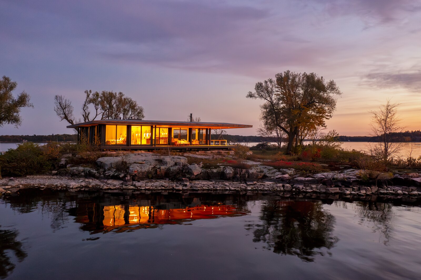 Photo 12 of 12 in CONTEMPORARY ISLAND HOUSE I by Taylored Architecture