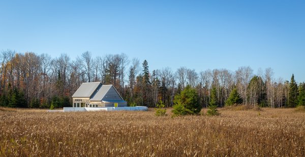 House for Beth is set on 16 acres of open field in Door County, a Wisconsin peninsula on Lake Michigan known for farming.

