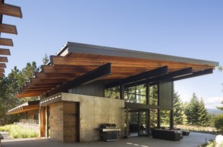 This annex houses a large recreation room as well as a guest suite.
