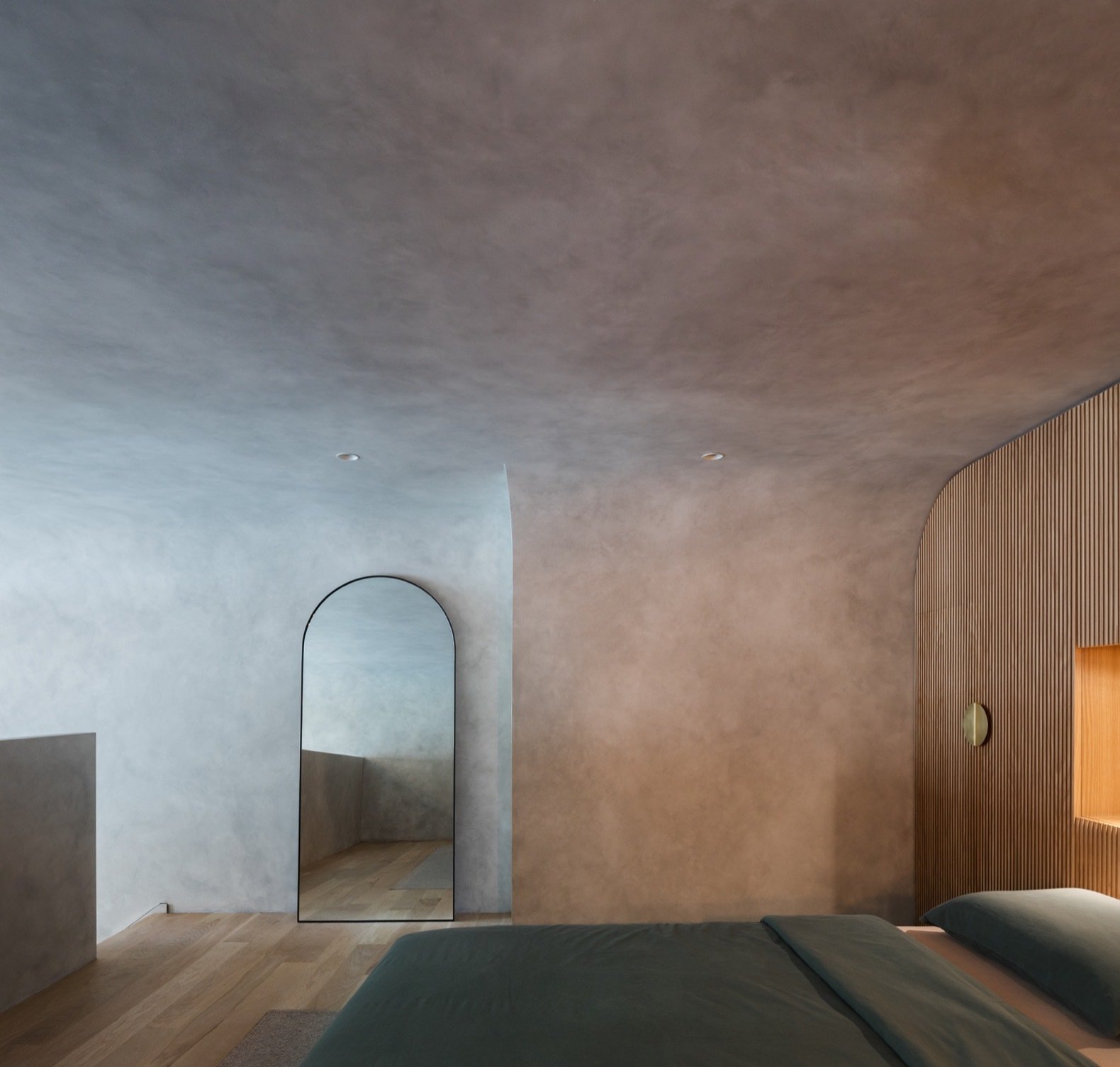 Photo 7 of 14 in A Brutalist Apartment Draws Inspiration From a Concrete  Bunker - Dwell, image size:1580x1505