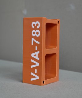 There are 999 limited exhibition editions of the Ceramic Block.