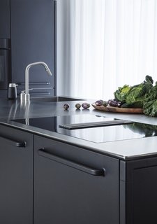 The fully appointed Vipp Kitchen also comes with a fridge stocked with bottled water, champagne, and a limited-edition American Pale Ale by Mikkeller x Vipp created in celebration of Vipp’s 80th birthday.