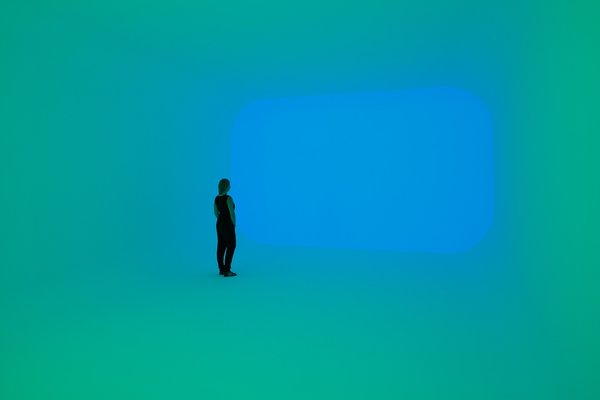 Apani (2011) from the Ganzfeld series. The magic of Turrell’s works hinge on mathematical precision and computer-programmed lights in a carefully controlled environment.