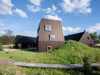 An Aluminum-Clad Villa Puts a Contemporary Spin on the Dutch Farmstead