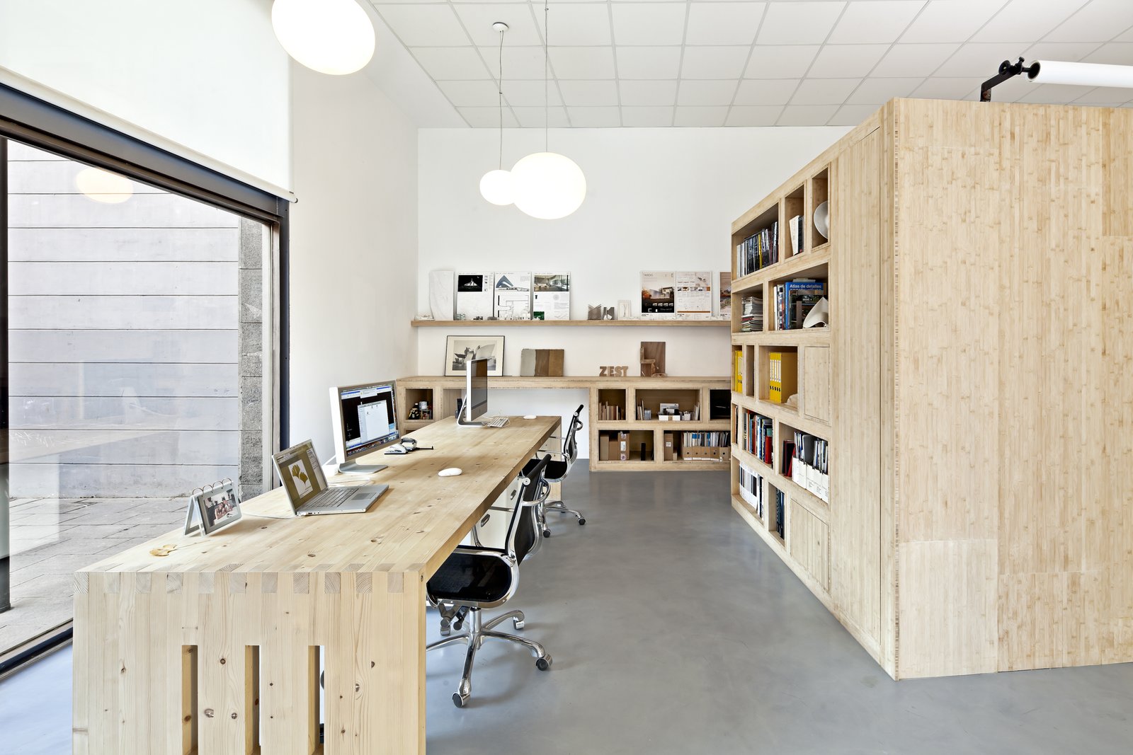 Office Dones del 36