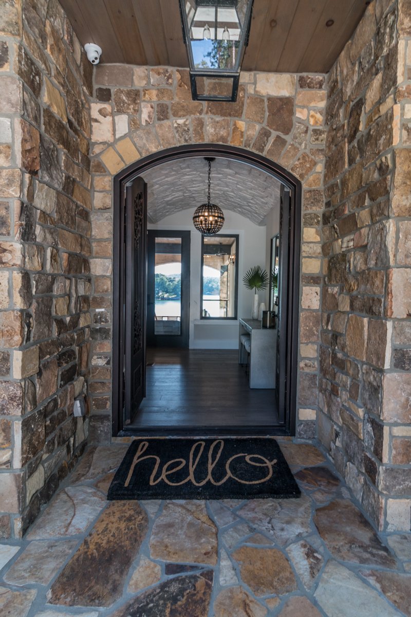 Photo 15 of 49 in Modern Mediterranean Lake House by Cobblestone Homes -  Dwell, image size:800x1200