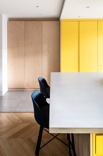 Where existing structure needed to remain, the architects deliberately expressed the union of old-to-new through a series of shadow gaps and junctions.