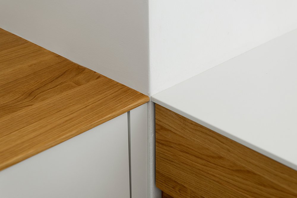 The Kitchen Detail: Natural oak and white quartz stone were designed as only 1 cm thick for a clean and refined finish