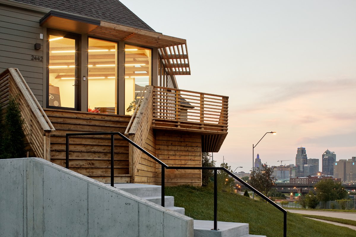 Photo 7 of 7 in The Quackenbush Home and Studio by Merry Quackenbush