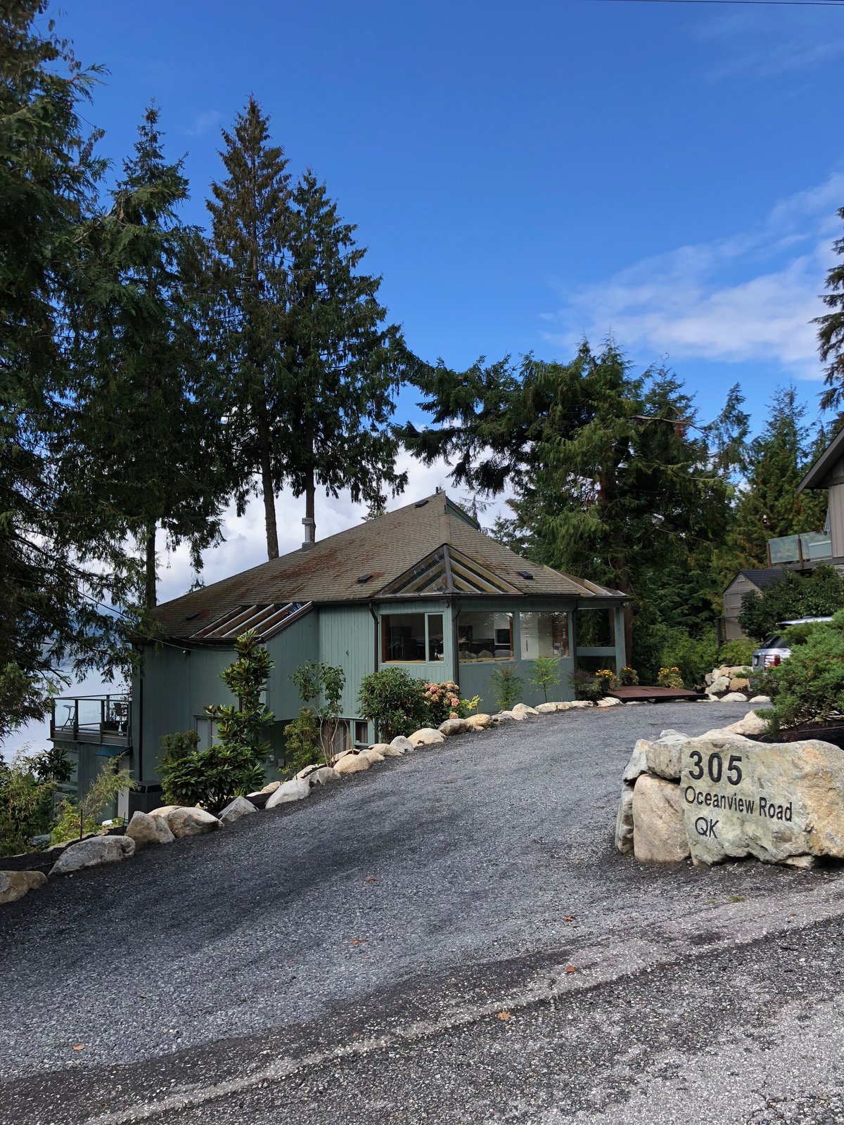 QK Lions Bay posted by David Arthur Kinney (46 Photos) Dwell