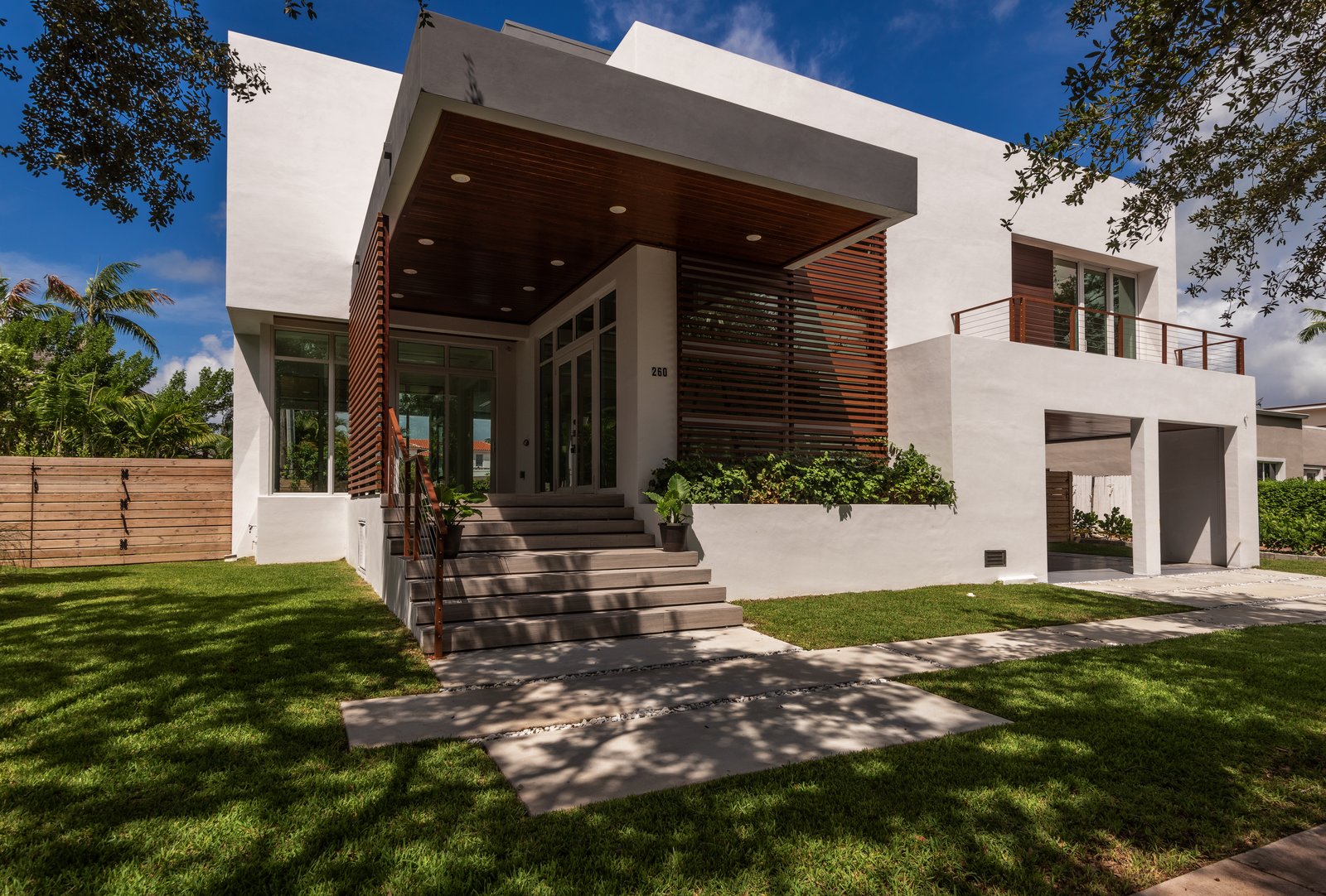 Biscayne Beauty (8 Photos) - Dwell