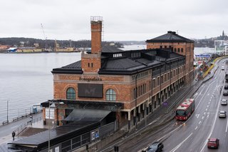 Fotografiska is a monumental photography museum housed in an industrial building that dates back to 1906. Stockholm raised 250 million SEK to renovate the space into a world-class cultural hub.