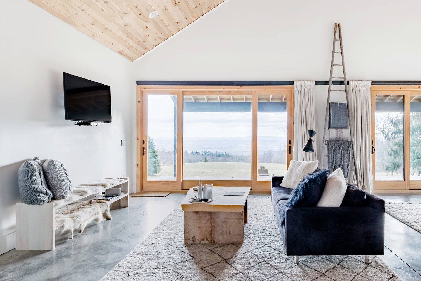 Photo 9 of 15 in 14 Upstate New York Retreats Perfect for Beating the