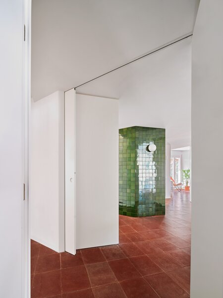 open layout, from the common areas to the bedroom