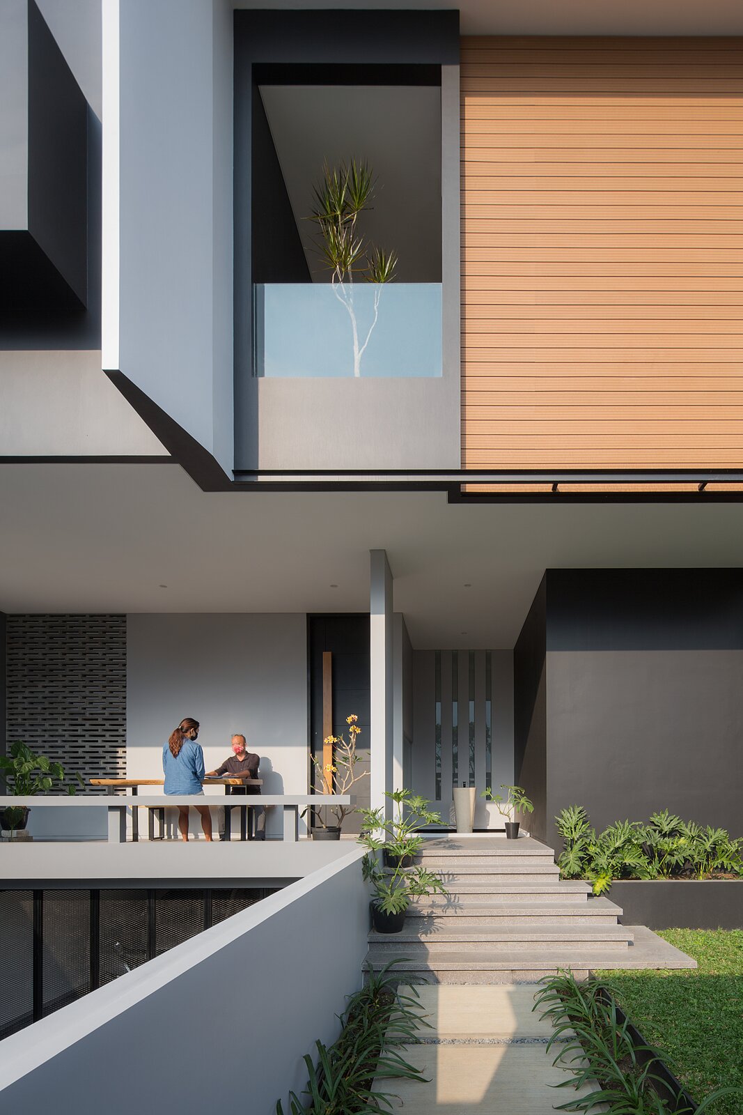 Photo 5 of 16 in H+M house by Ere studio - Dwell