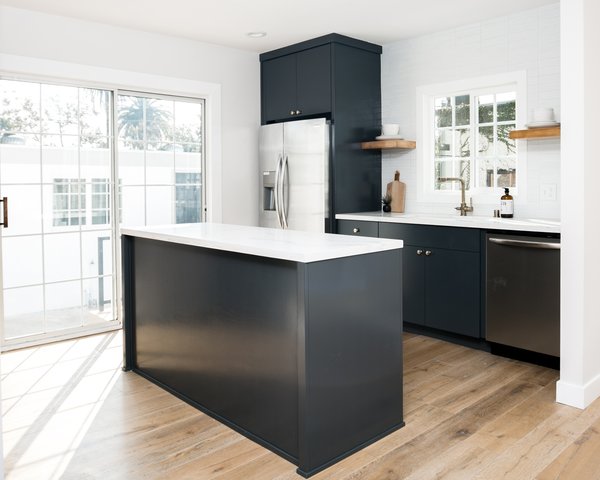 Photo 12 Of 27 In Le Claire By Maverick Design Dwell Photo 12 Of 27 In Le Claire By Maverick