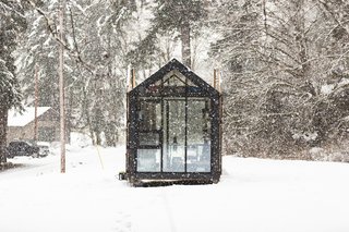 Located 90 minutes outside of Portland, Oregon, this prefab shed puts privacy and sustainability at the forefront. 