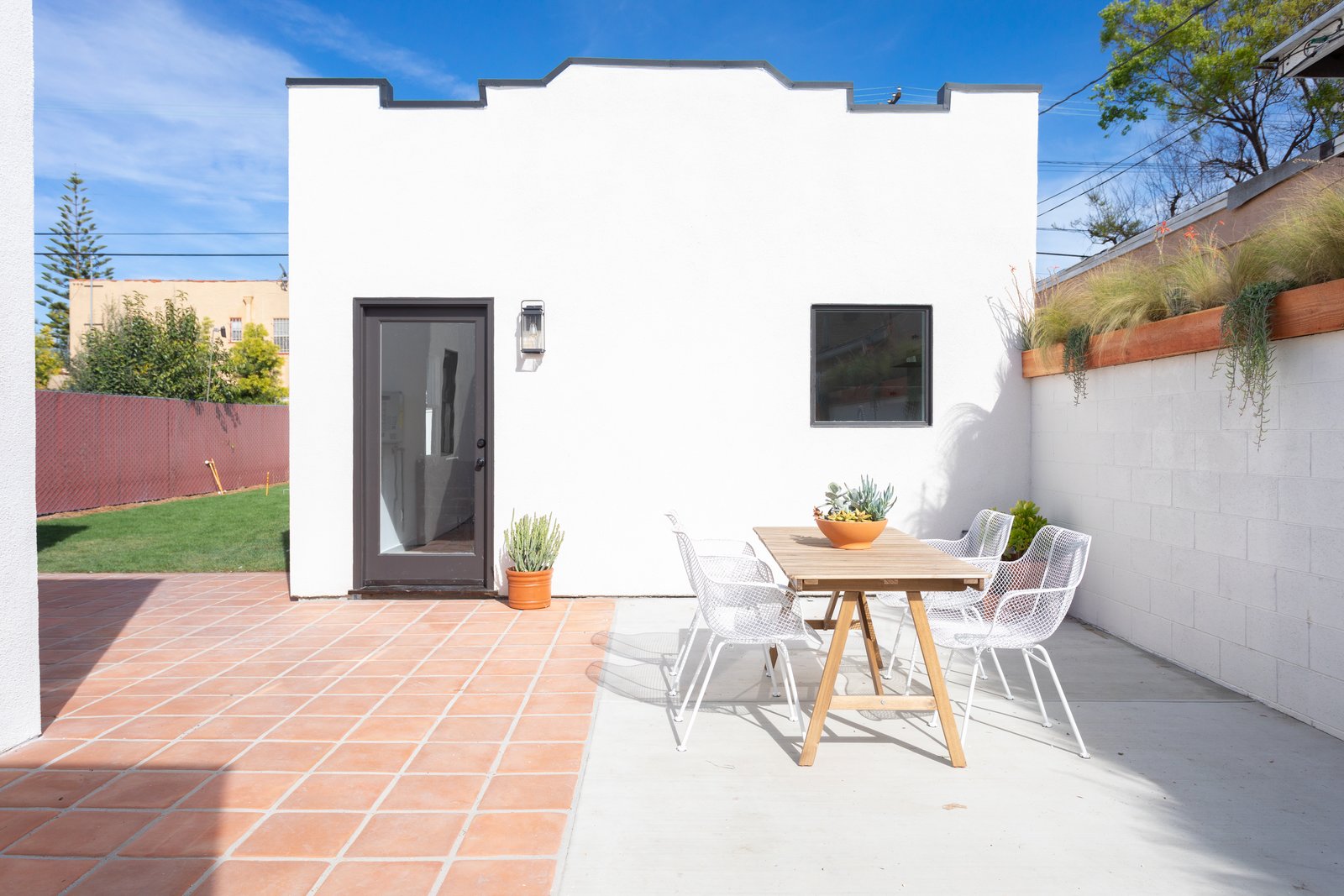 Photo 17 of 18 in Marvelous Modern Spanish by Julian Porcino - Dwell