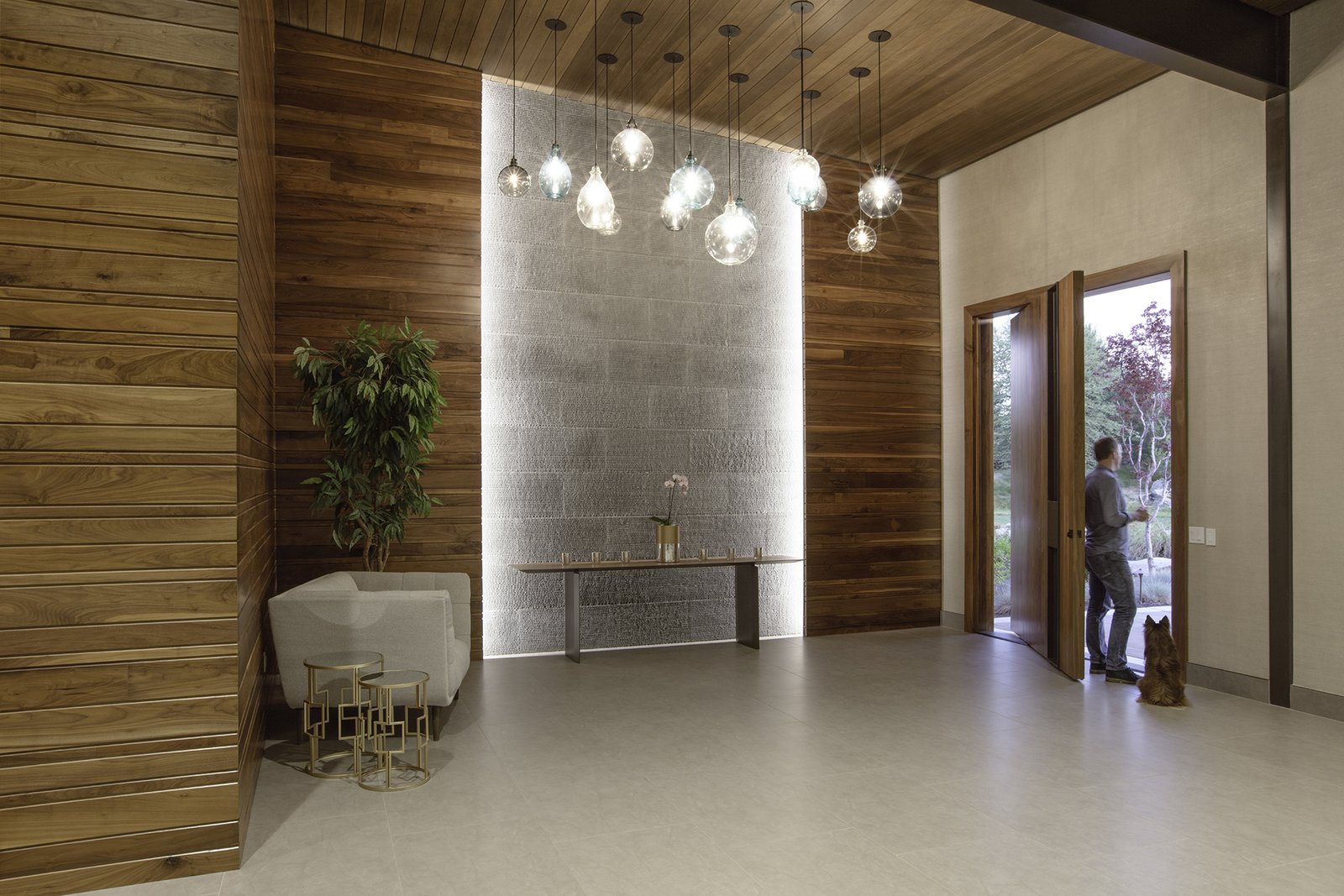 Photo 6 of 10 in Thompson Lake House by Cushing Terrell Dwell