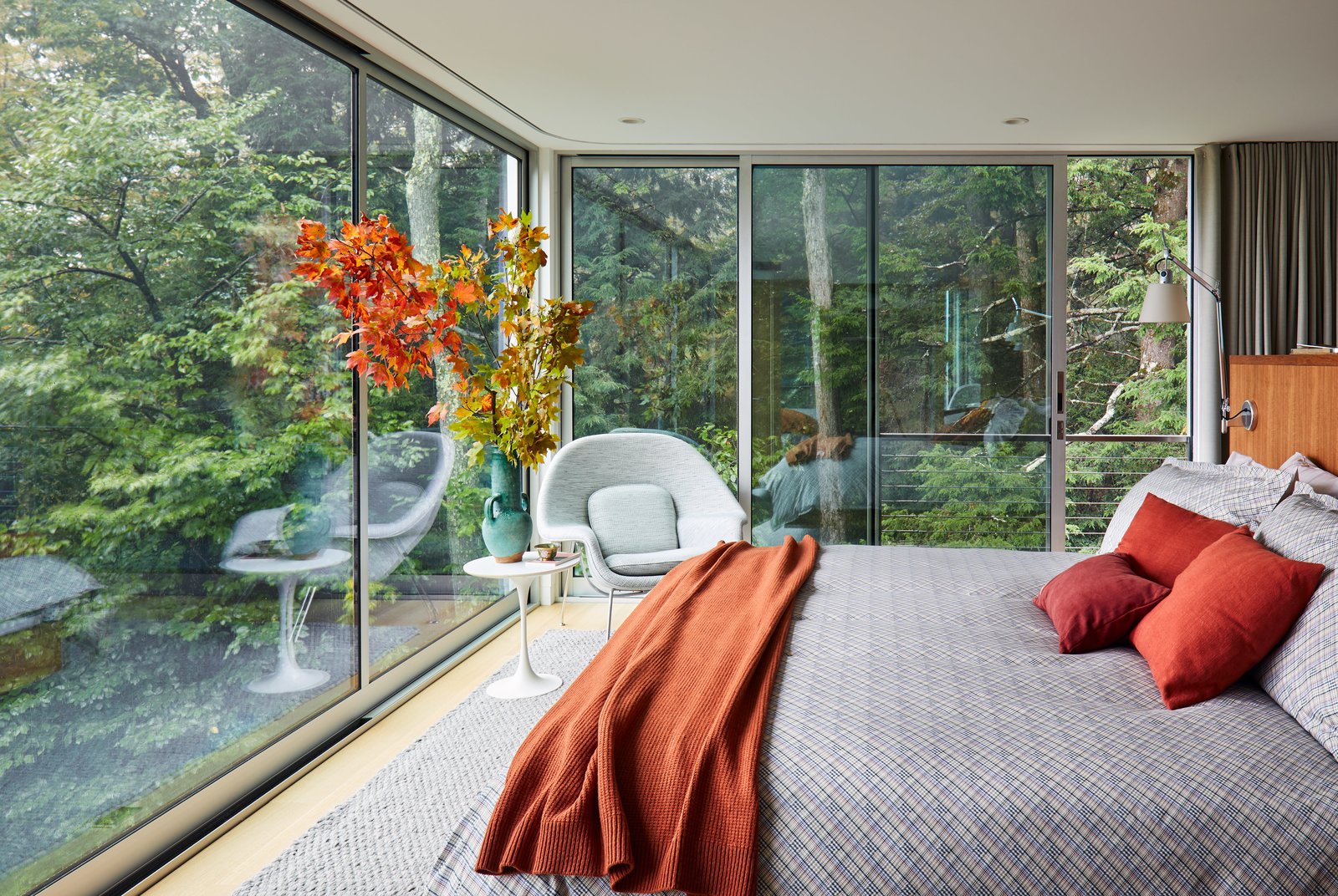 Photo 1 Of 215 In Bedroom Accent Photos From This Exquisite Berkshires Prefab Was Assembled In Just 24 Hours Dwell Photo 1 Of 215 In Bedroom Accent Photos From This Exquisite Berkshires Prefab Was Assembled In Just 24 Hours Dwell